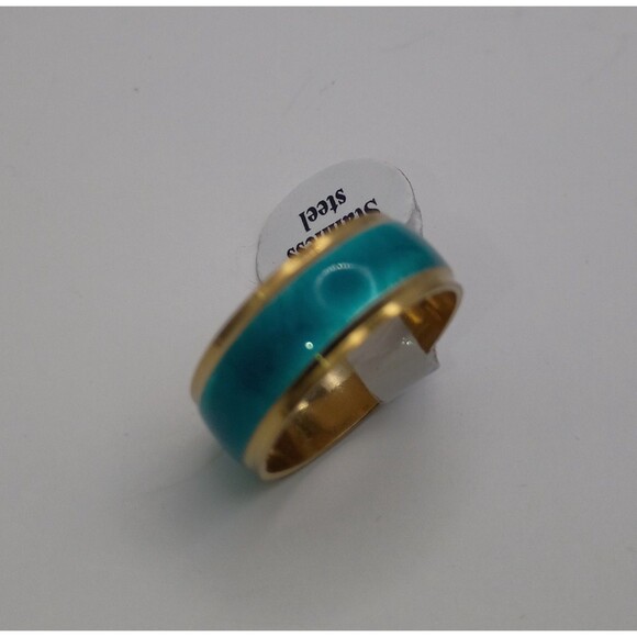 Women's Green Alloy Stainless Steel Fashion Ring Band U.S Size 8.5 - Picture 3 of 3